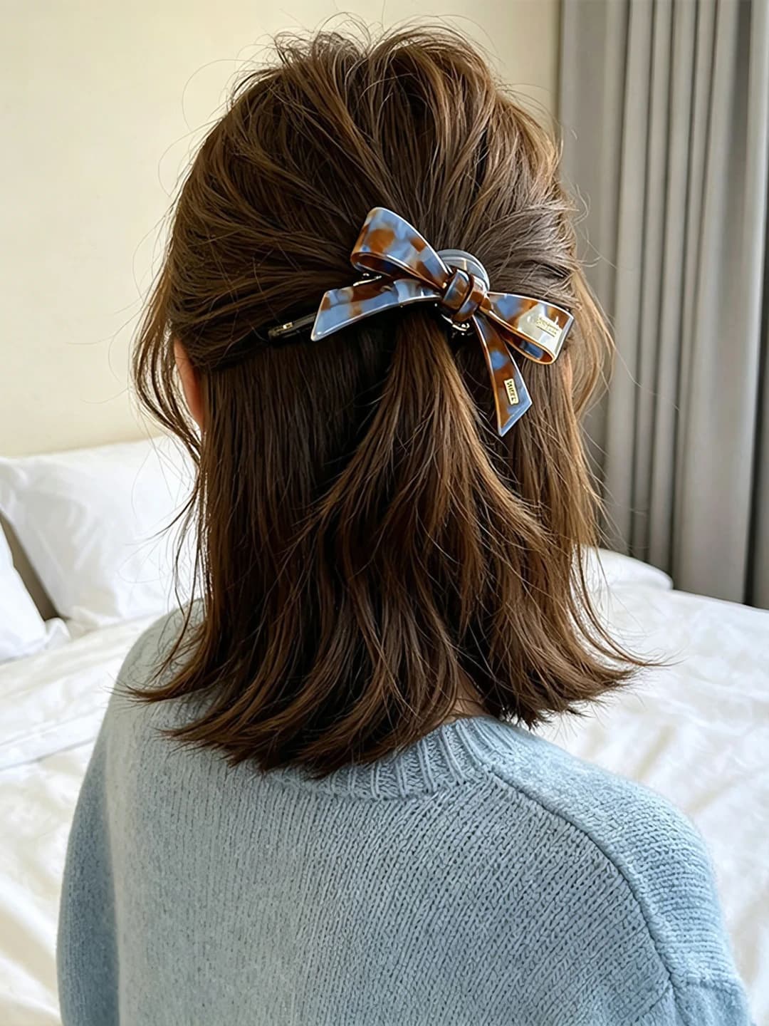 Blue-coffee, bow clip
