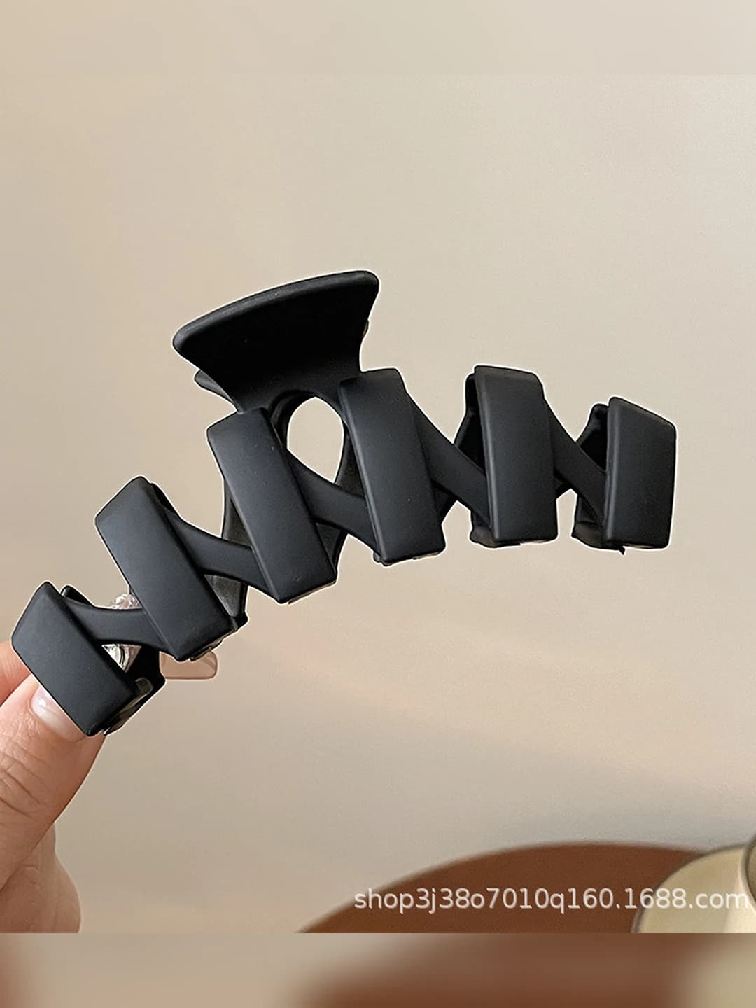 6#Нерегулярный чёрный зажим 11cm