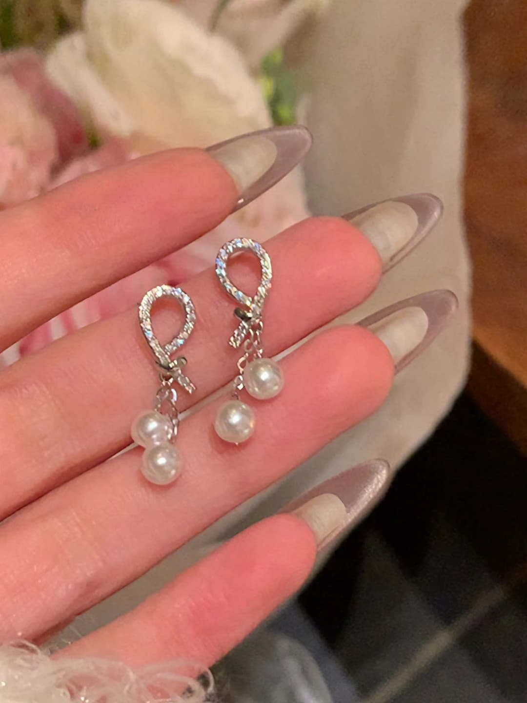 Silver zircon pearl fringe stud 3.5cm