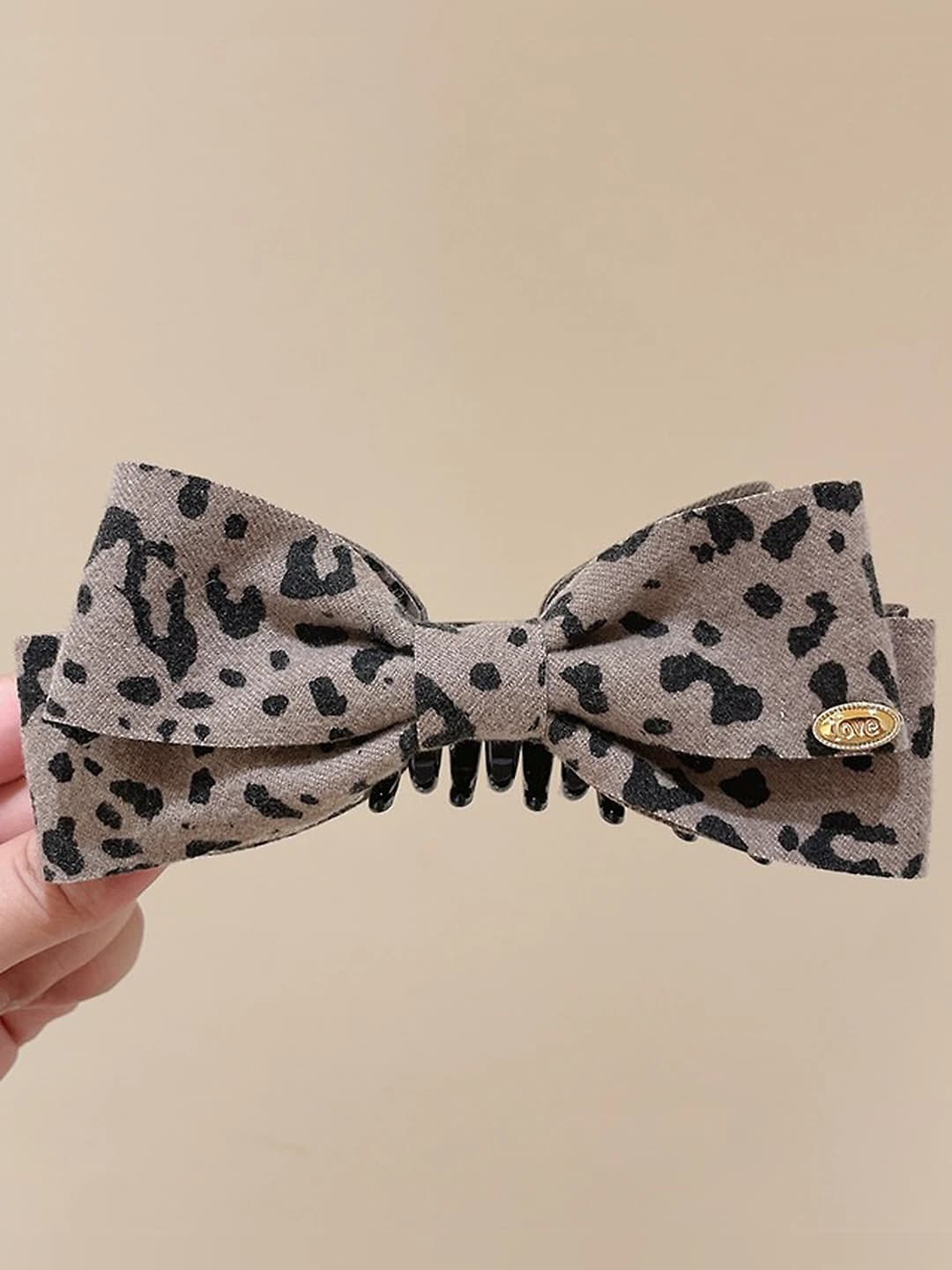 2# Light coffee leopard clip ~13 cm
