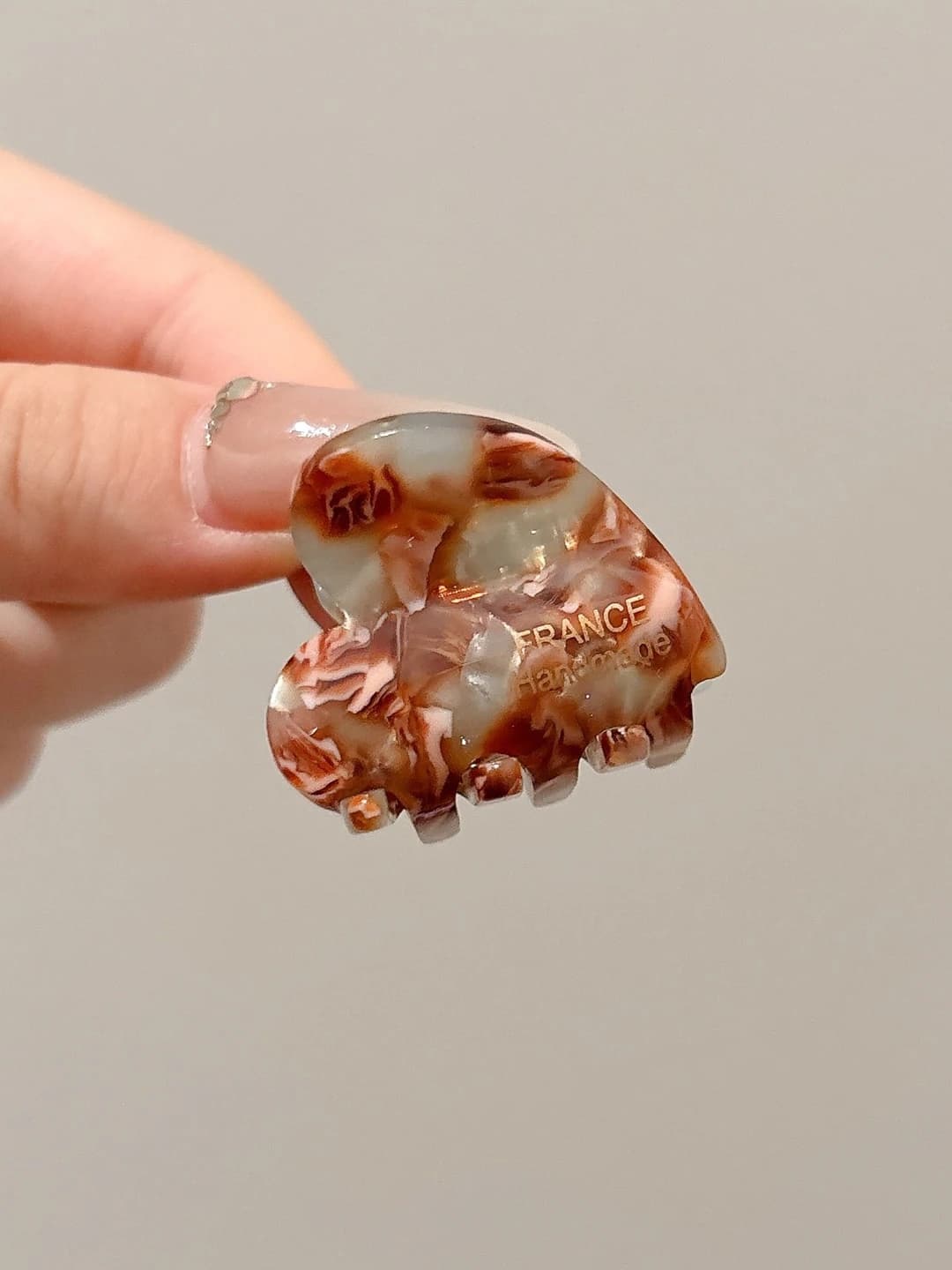 Heart blue-brown pattern 3.2 cm