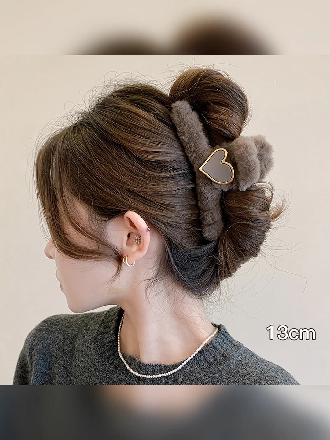 Dark coffee furry heart clip