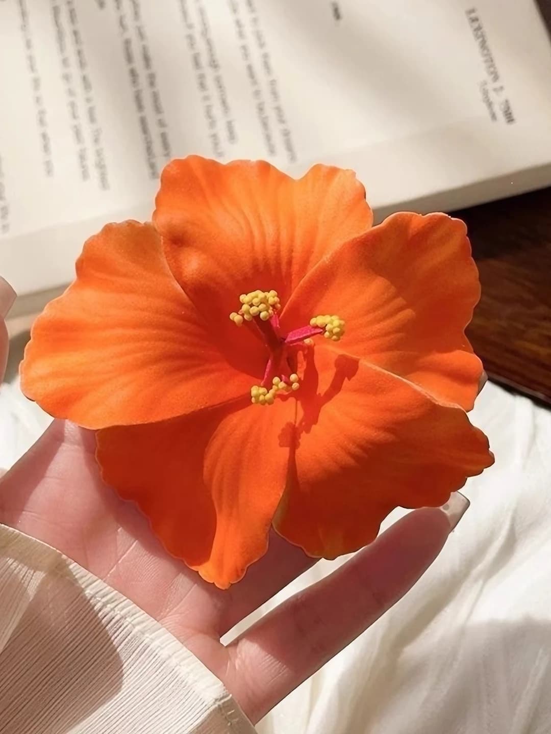 5# To'q sariq plumeria soch qisqichi ~10 sm