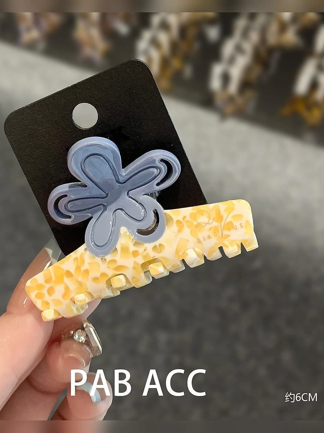 2# Ice clear blue floral clip ~6 cm