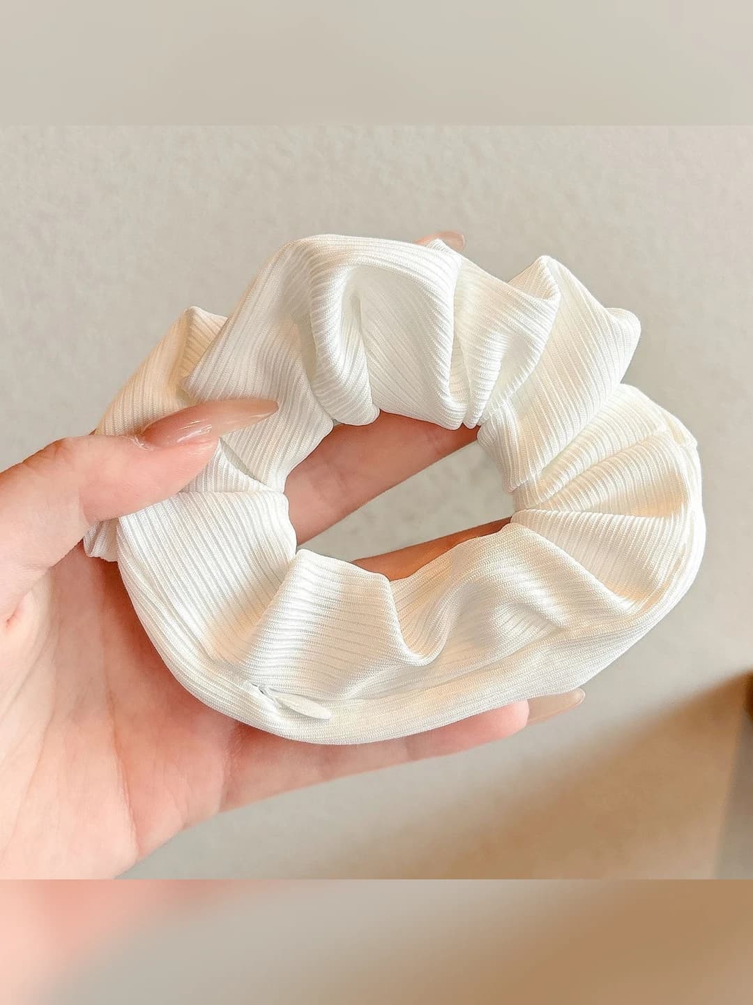 4# Zip scrunchie white, 11 cm