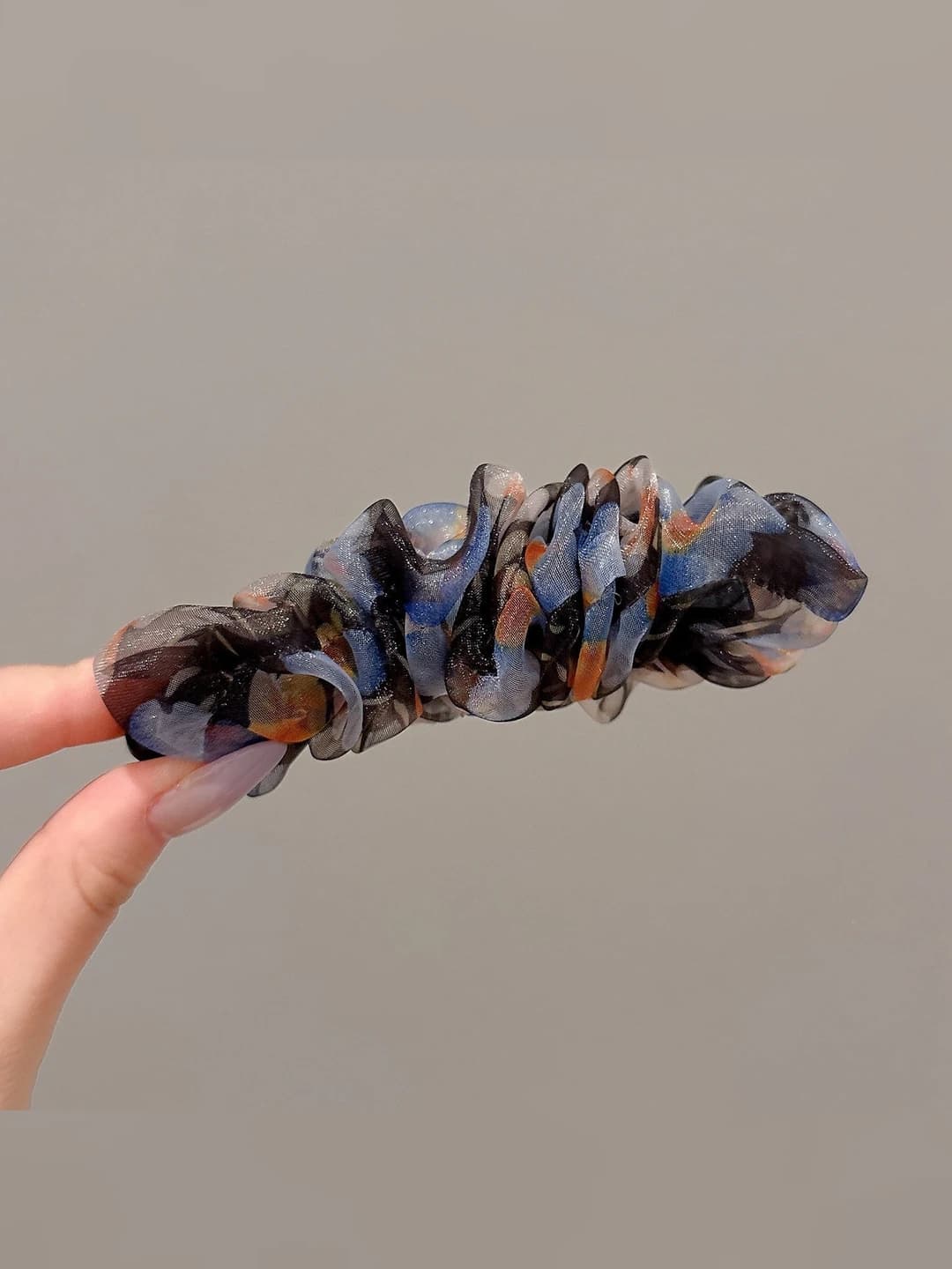 4# Black multicolour floral (base 10cm)