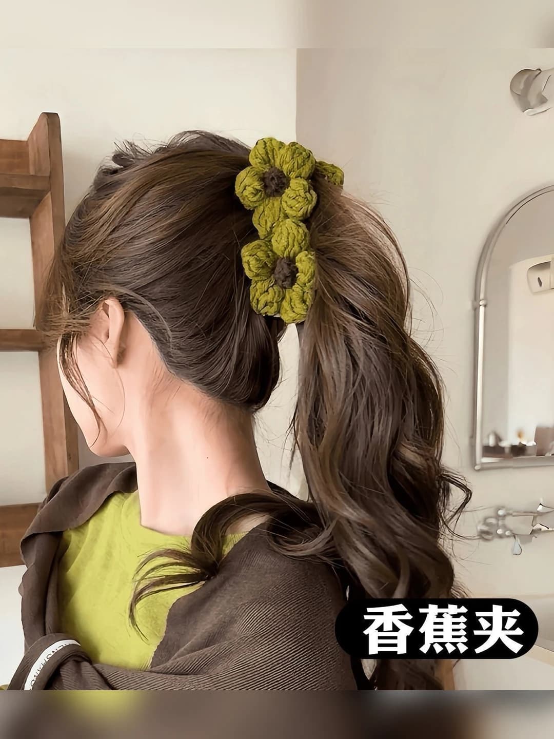 1# Green floral banana clip - base 13 cm, flowers 6.5*6.5 cm