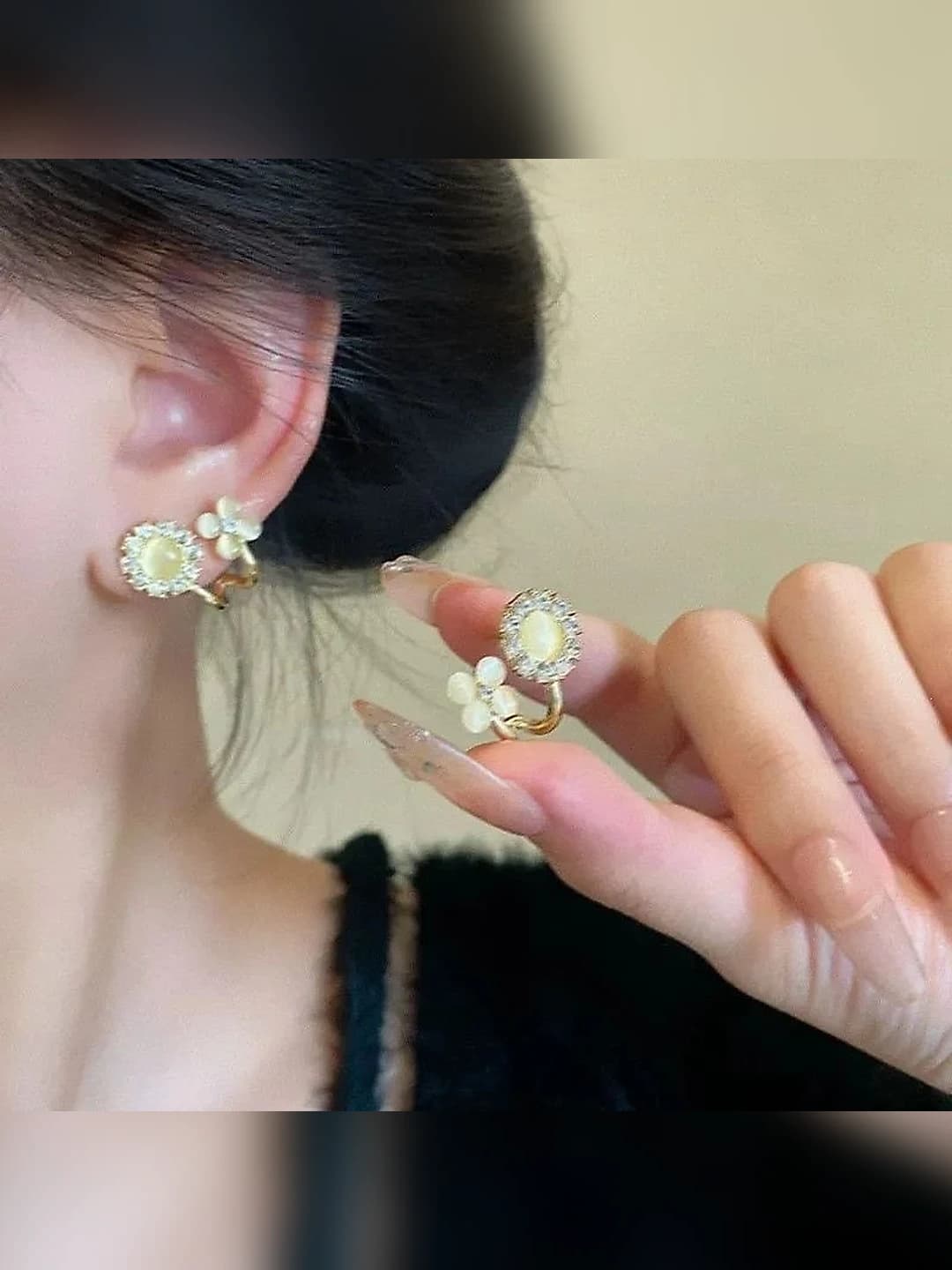 1# Cat's eye flower stud