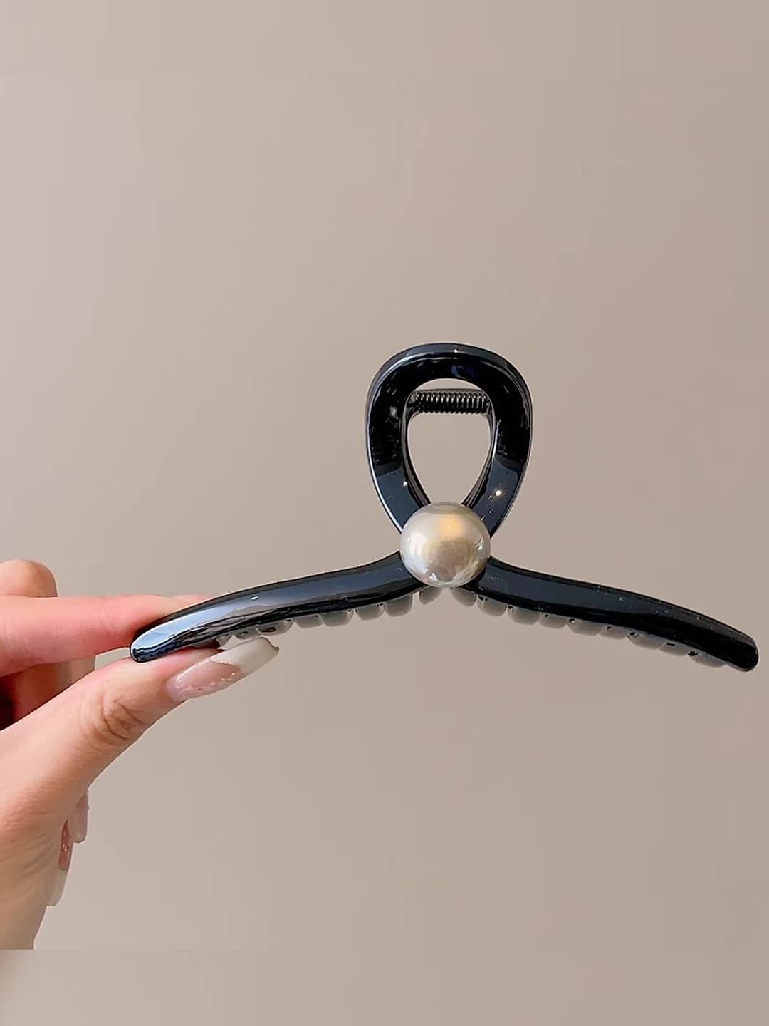 Black glossy pearl 13cm