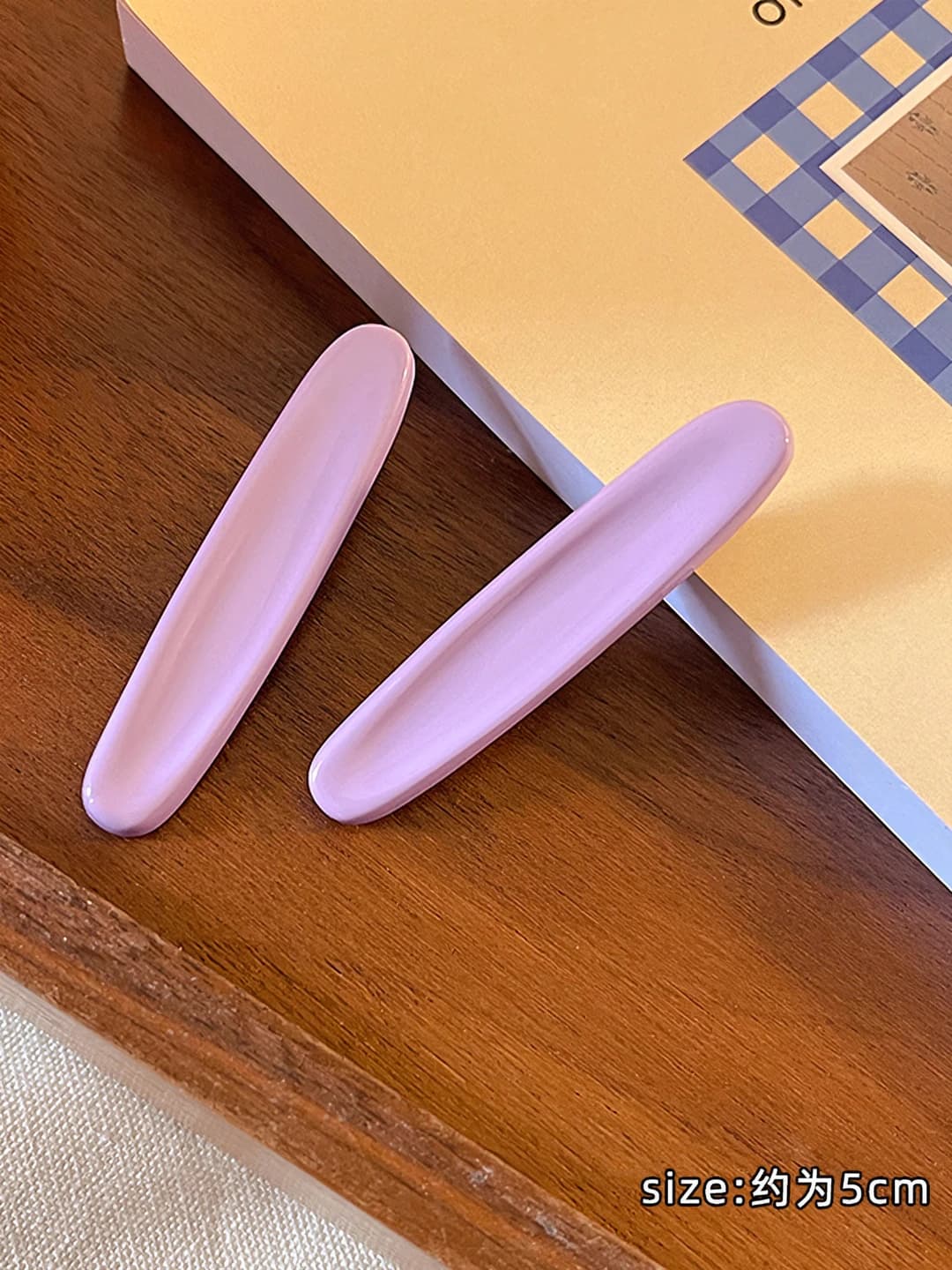 3# Rangli oval gulli soch to'g'asi Binafsha rang Juft ~5.2cm