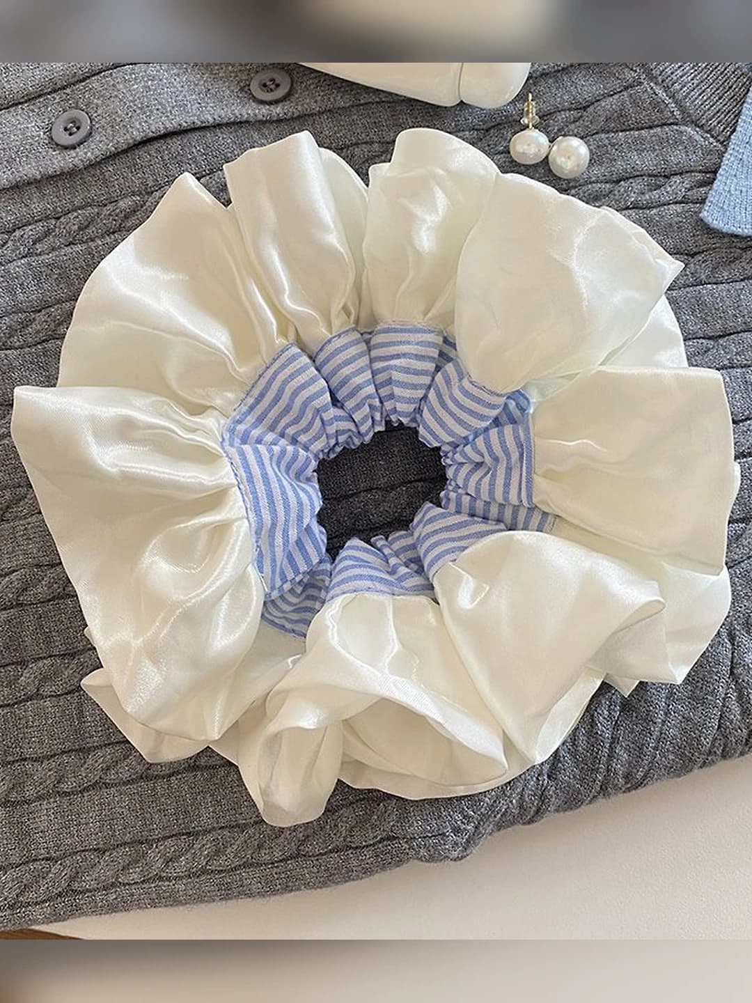 1# Blue striped lace edge ~20 cm