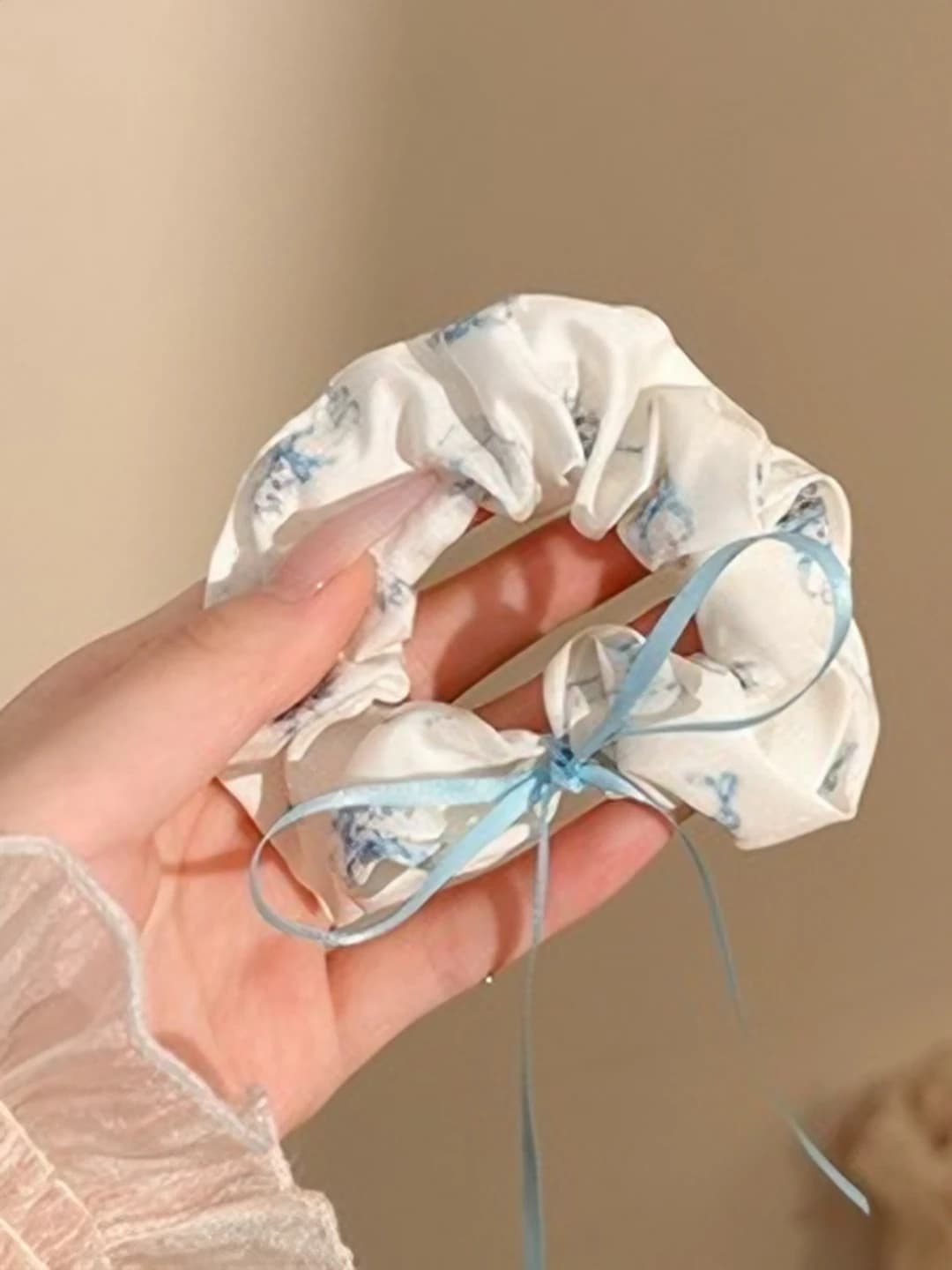 3# Cute cat ribbon scrunchie