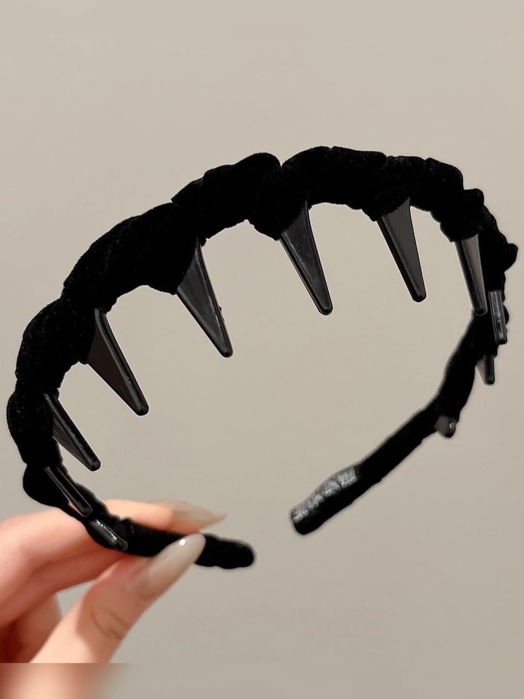 Чёрный