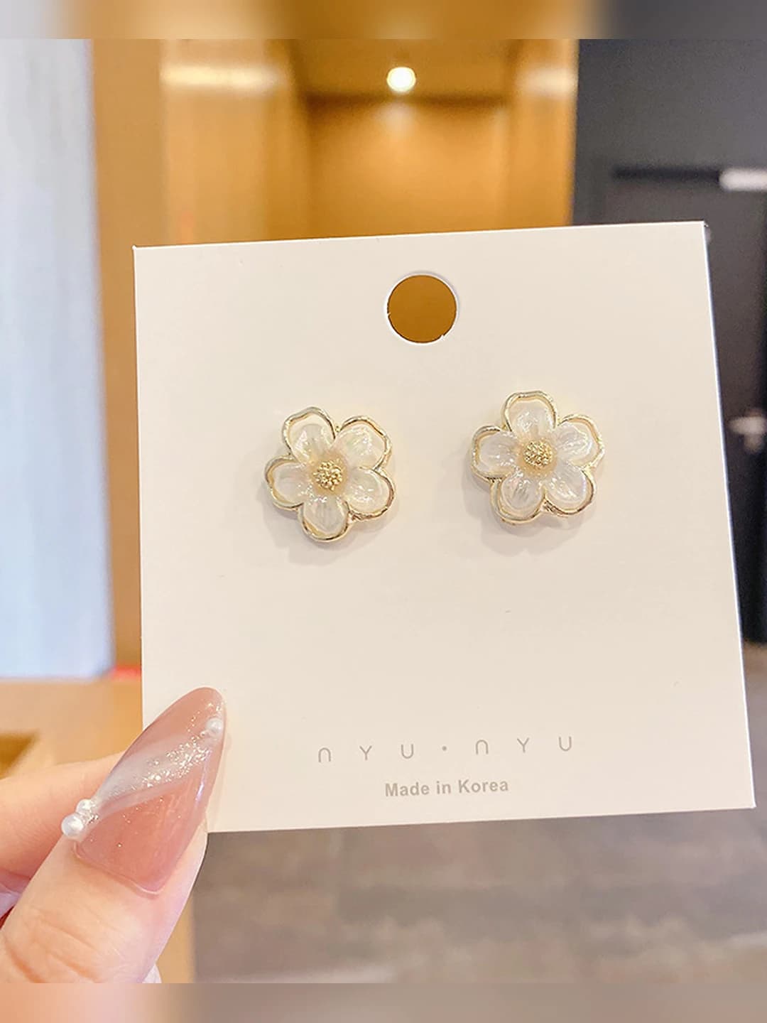 1# Minimalist floral earrings
