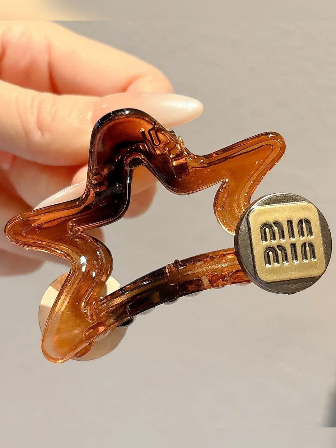 Ambar rang ~6 cm
