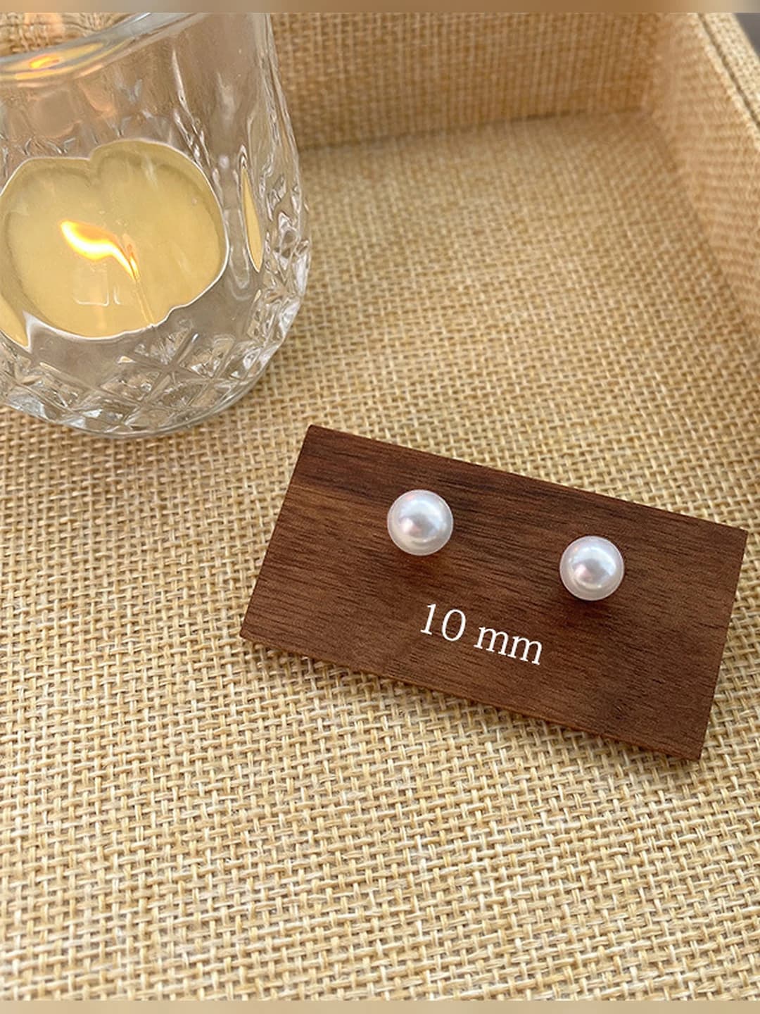 Pearl earrings, 10mm