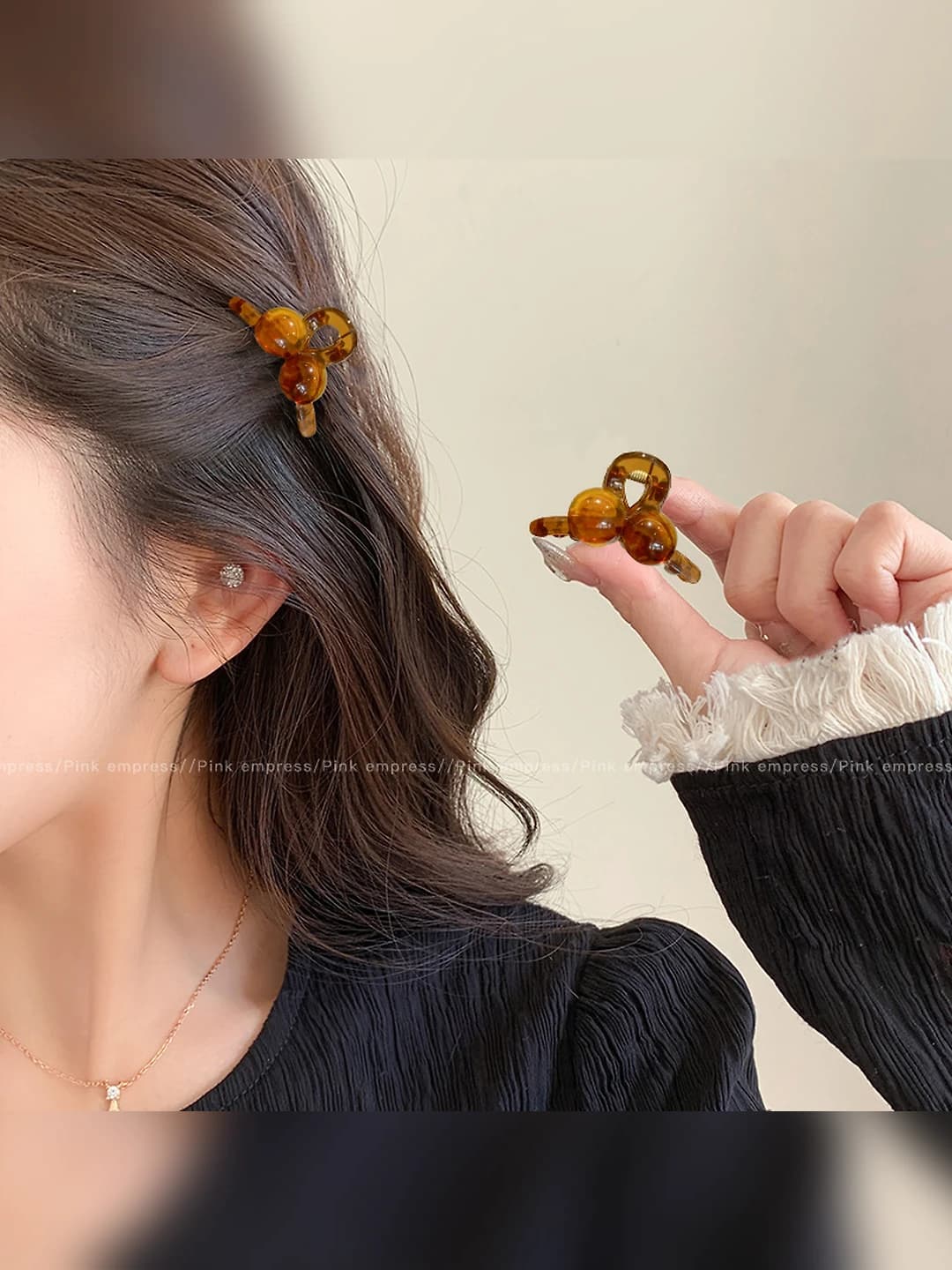 3# Одинаковые бусины янтарный 4.5 см