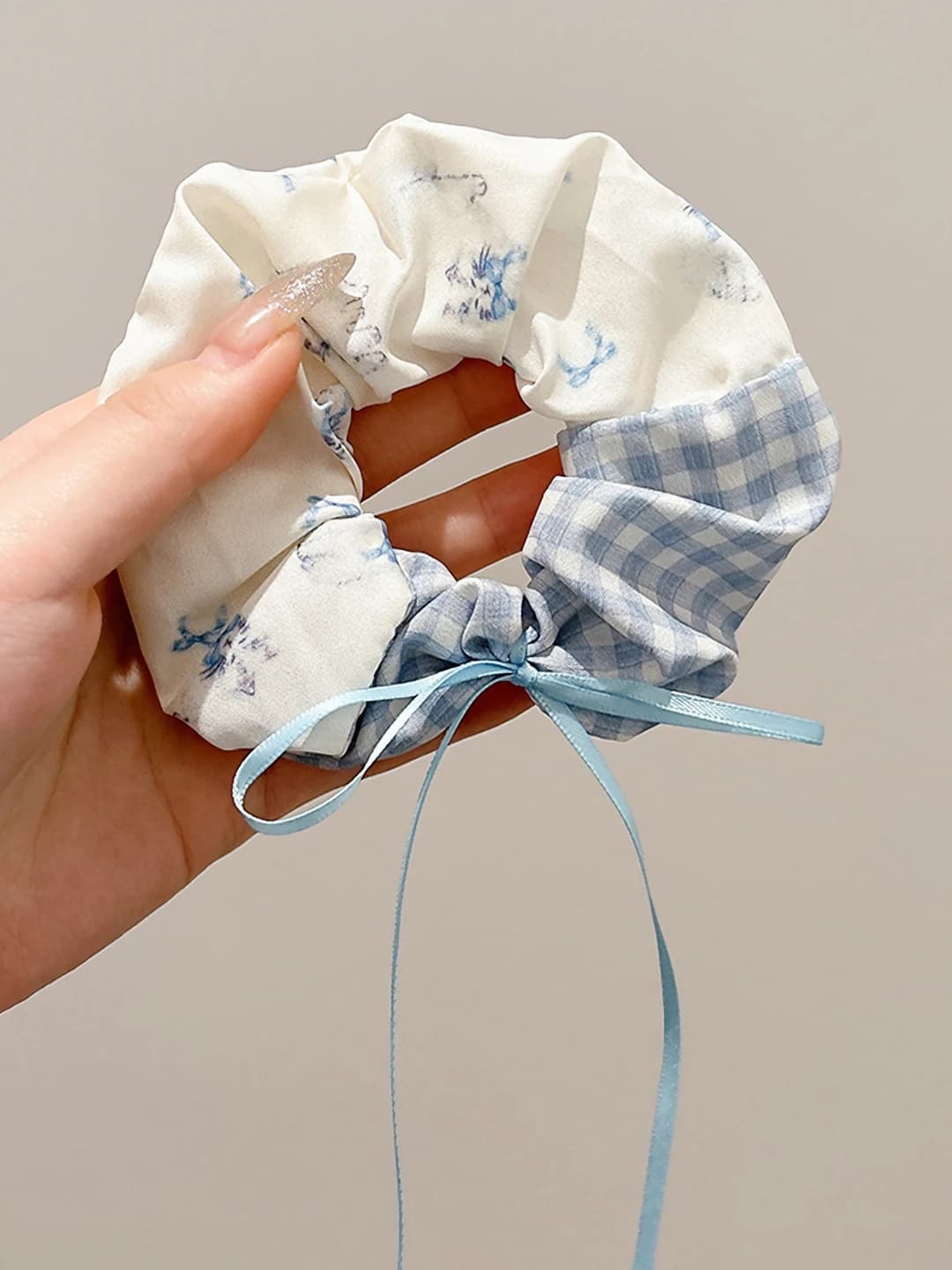 1# Blue plaid cat scrunchie 12cm