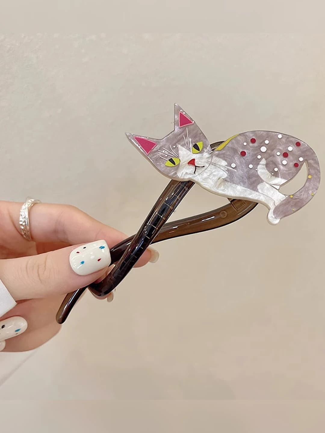 Cat clip
