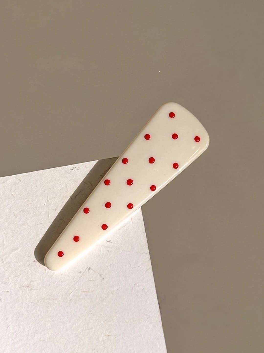 4# Красный в горошек зажим ~5.7cm