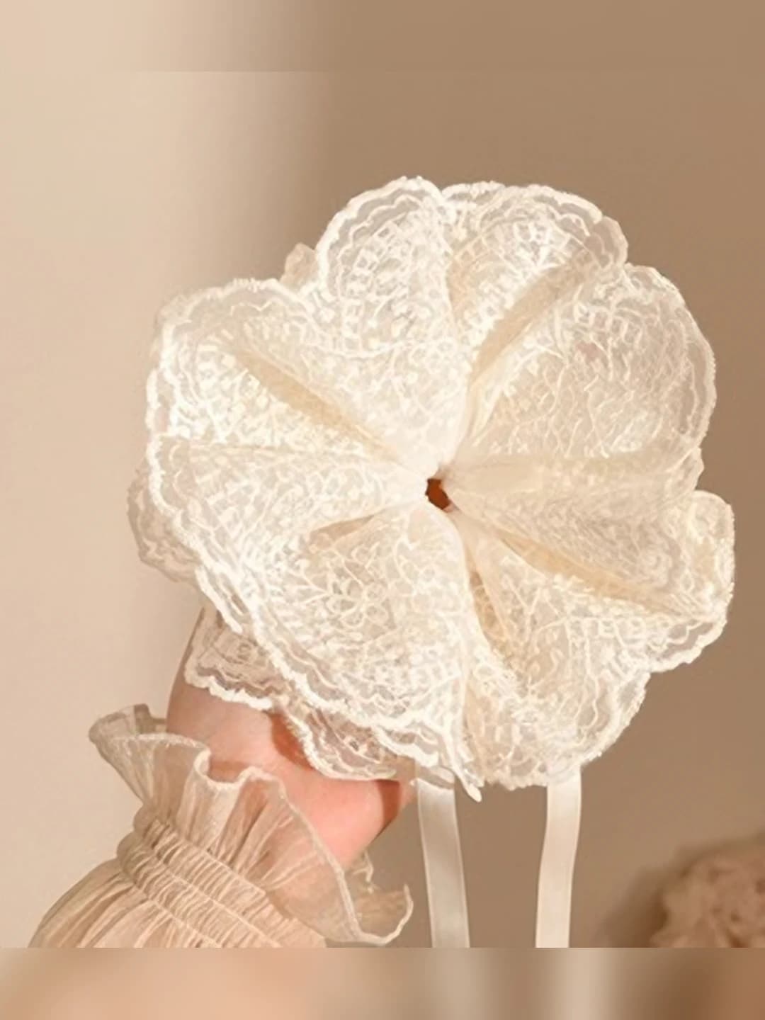 2# Beige lace drawstring ring - 29 cm*15 cm