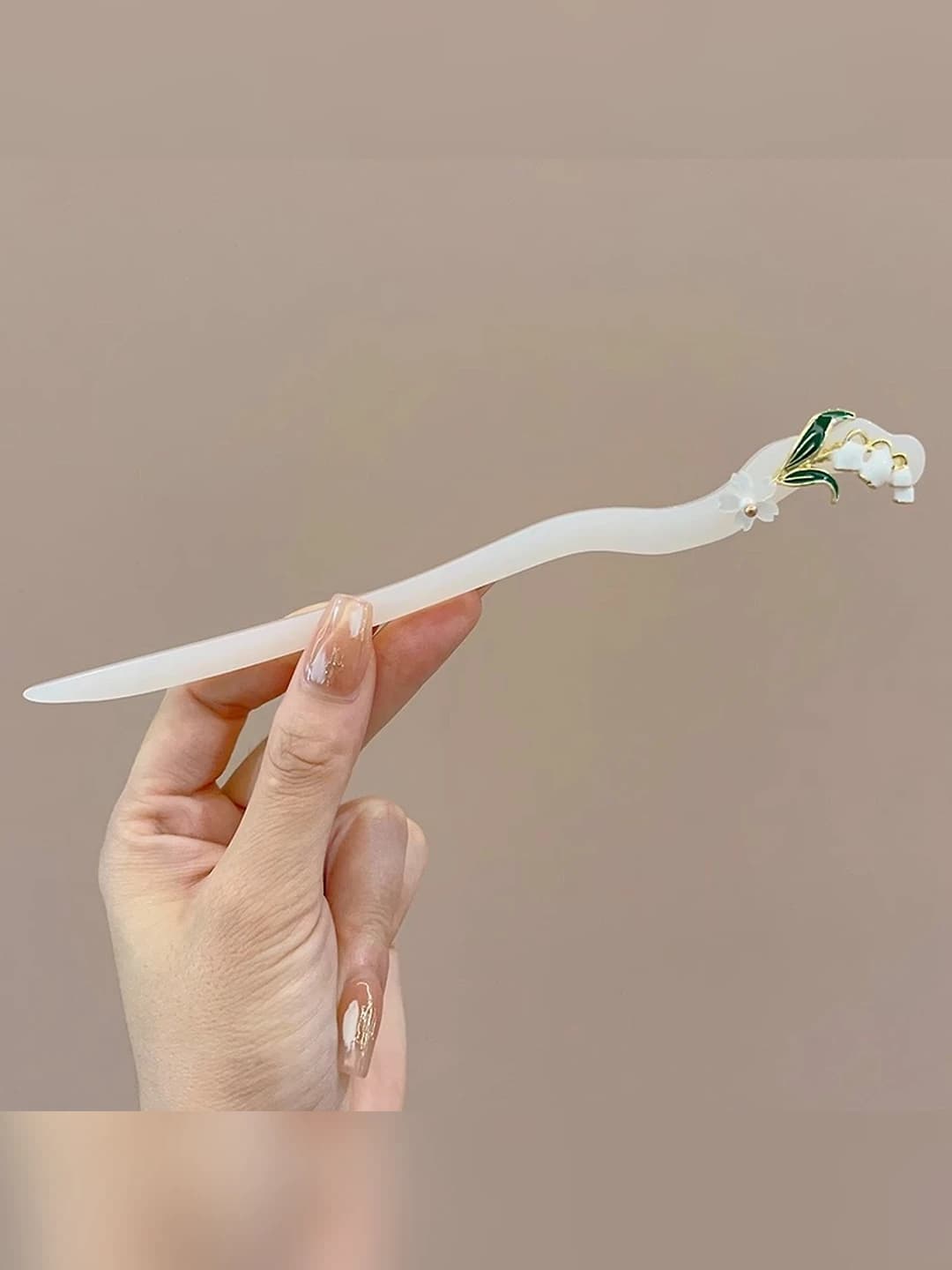 52# White jade bell hairpin