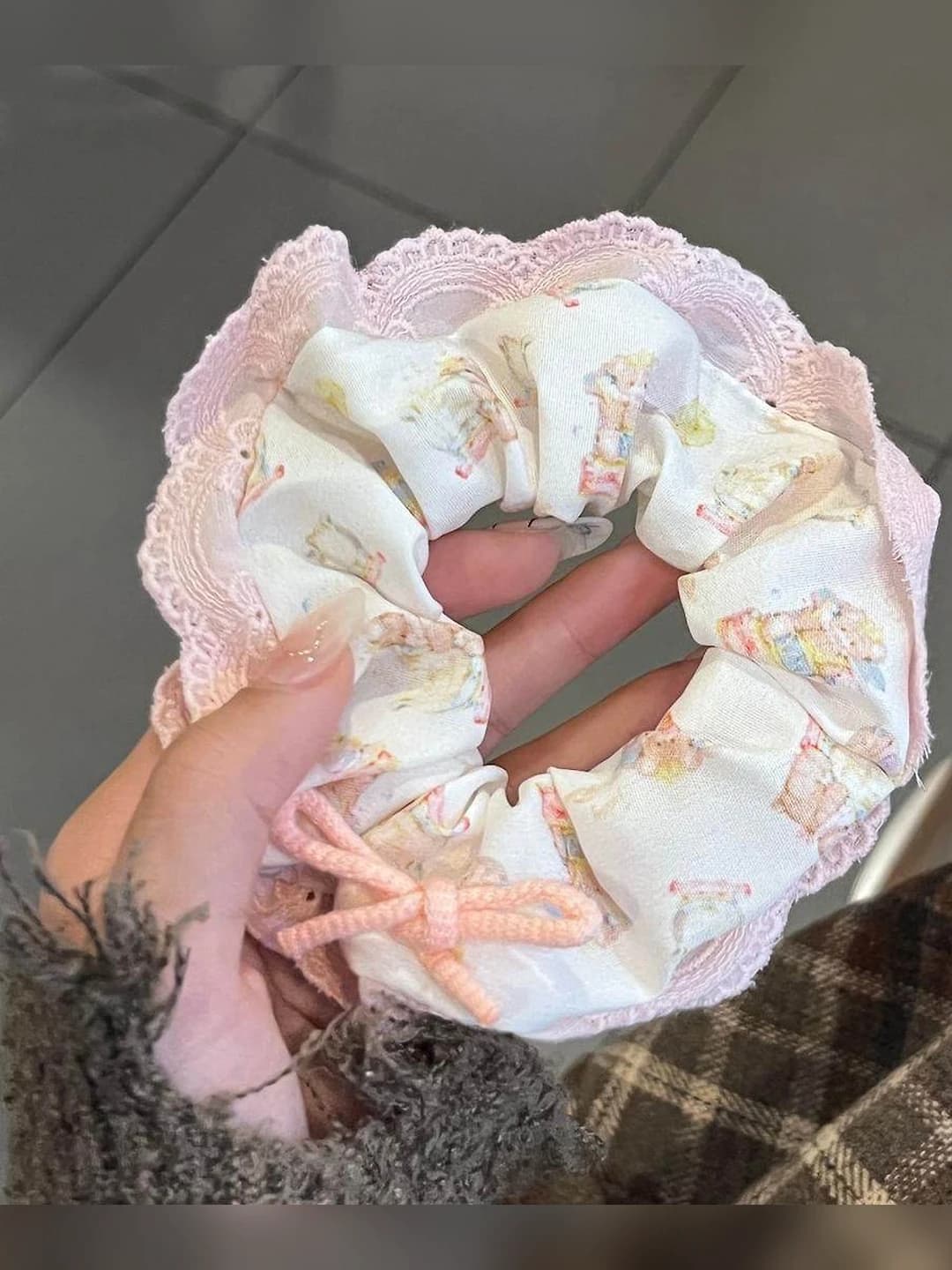 1# Bow scrunchie, pink, 10 cm