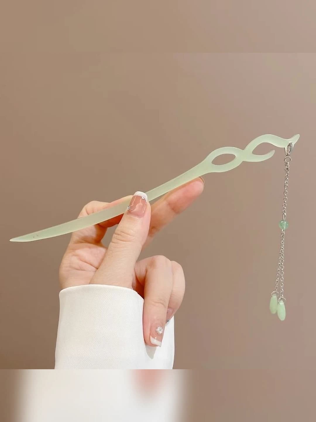 27# Green long tassel variant