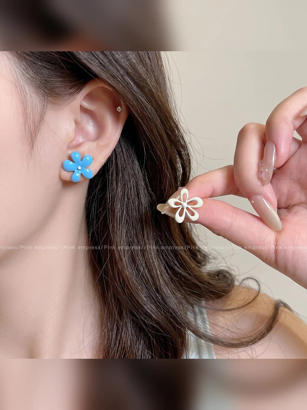 4#A877# floral stud