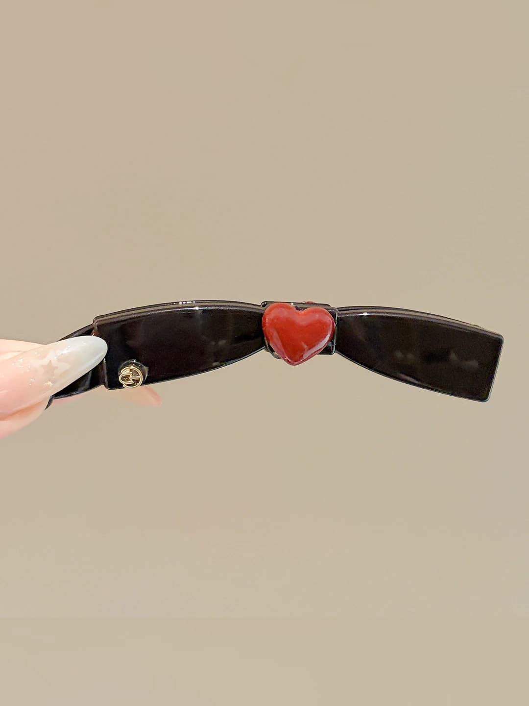 Heart banana clip, ~10 cm