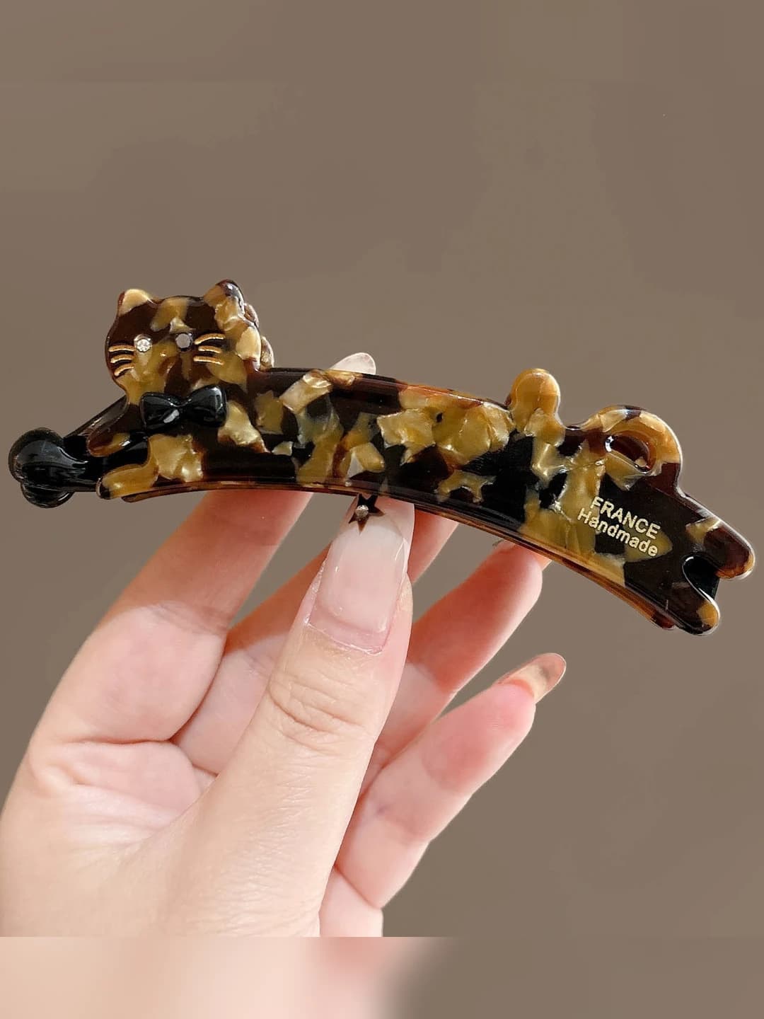 3# Jigarrang leopard banan klipi, asos ~11cm, asetat