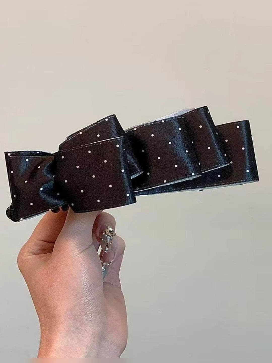 3# Black polka dot, 13 cm