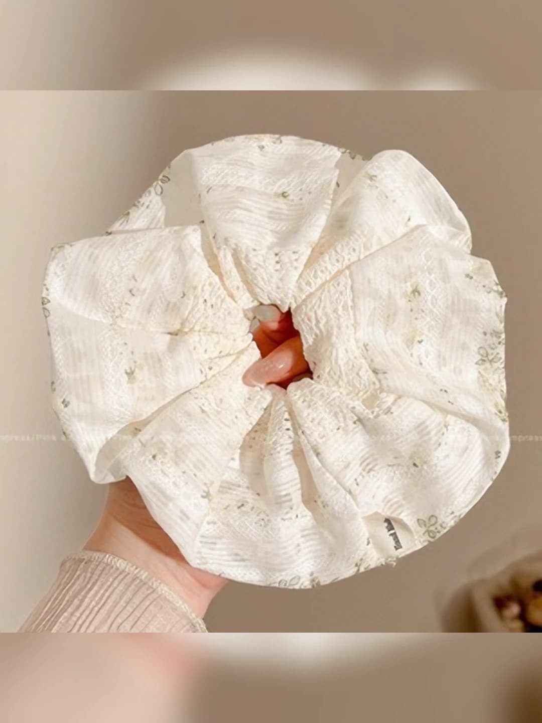 2# Green floral 19 cm