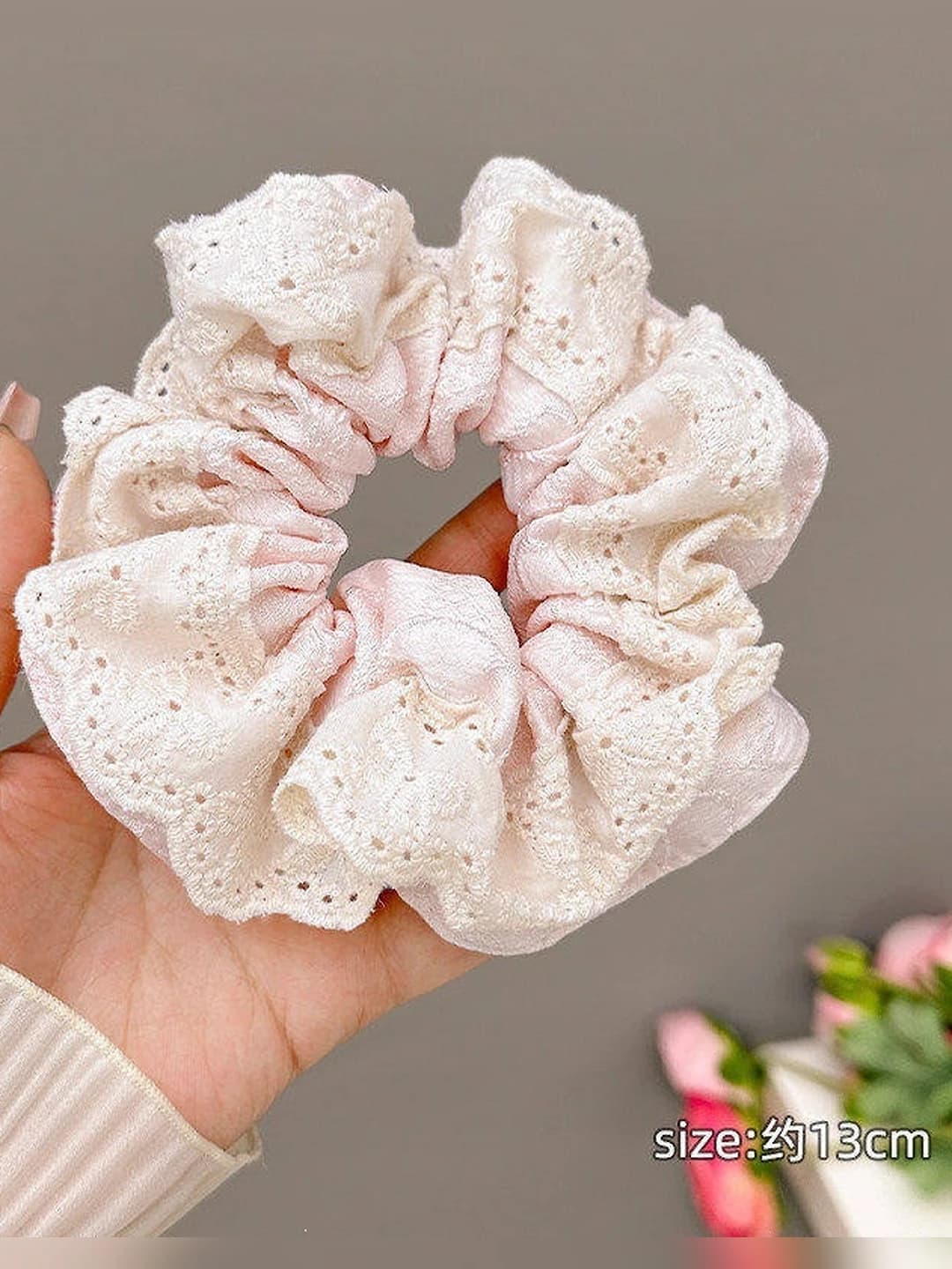 2#Pink lace scrunchie approx. 11 cm