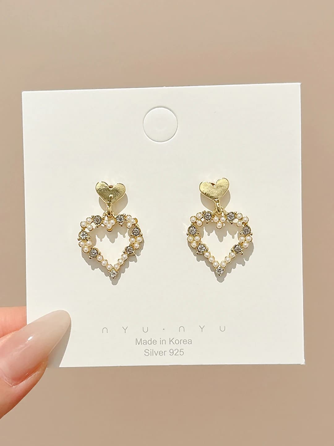 5# Pearl heart studs