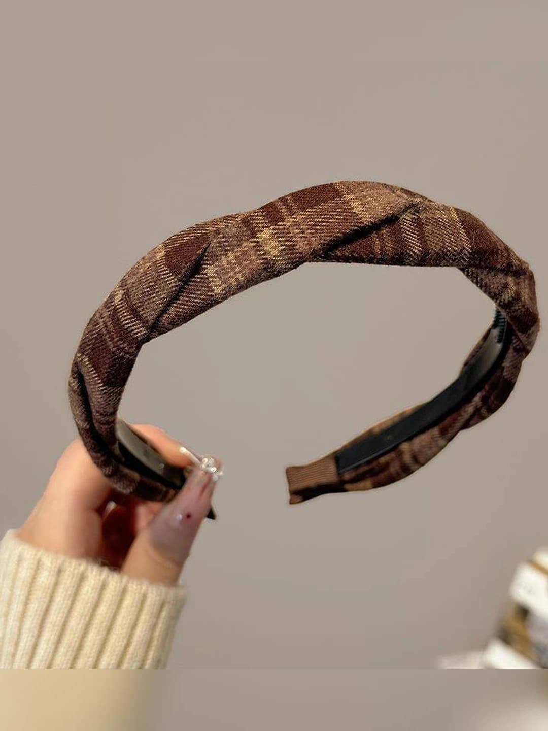 3# Brown ~2.5 cm