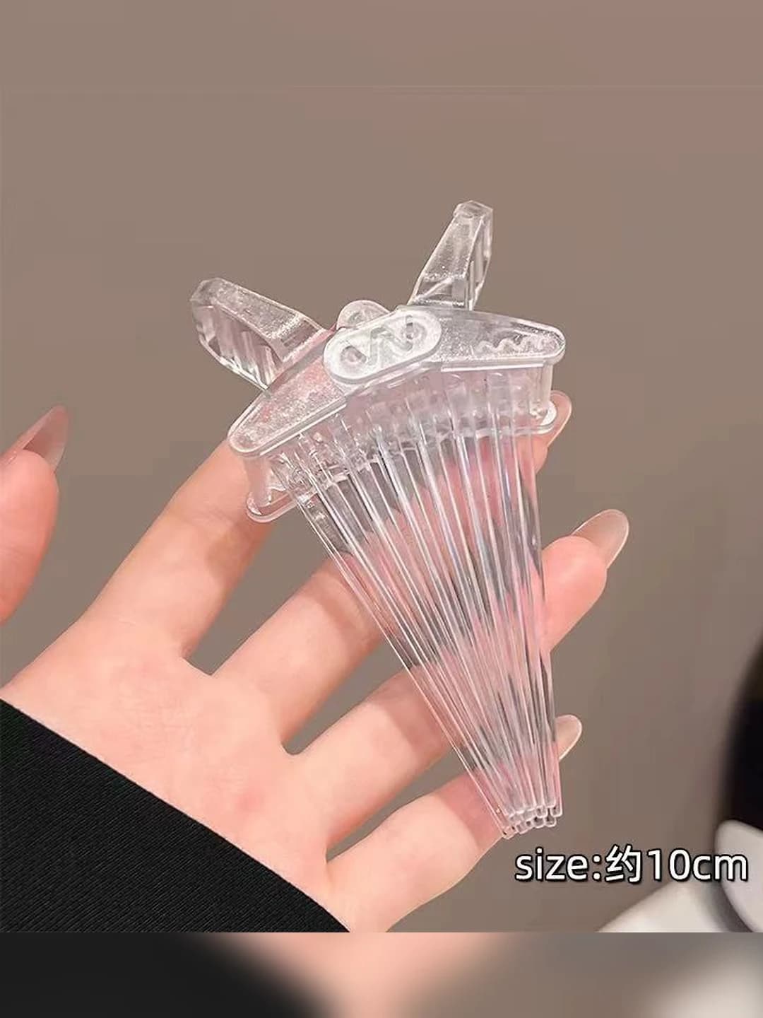 White large fluffy clip