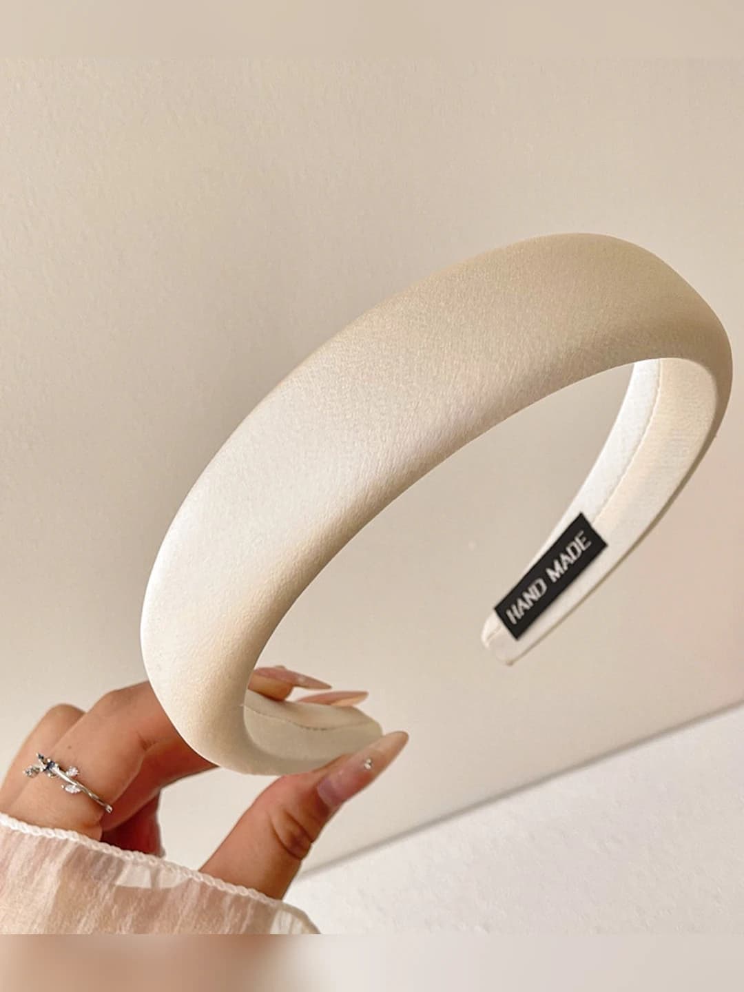 Light white