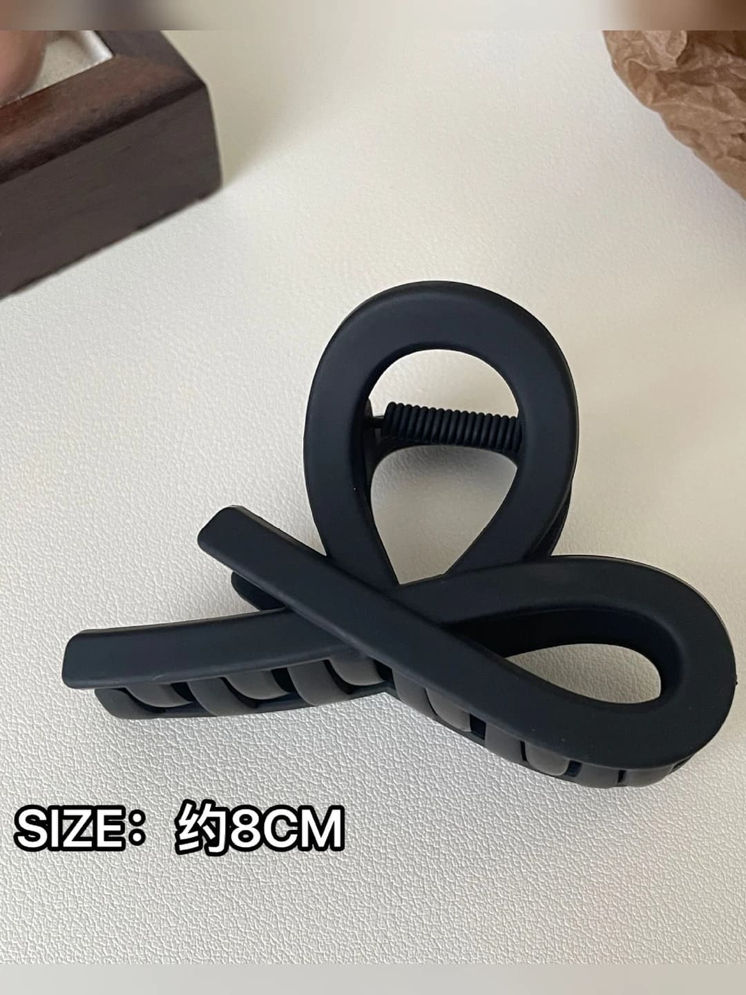 Black 8 cm