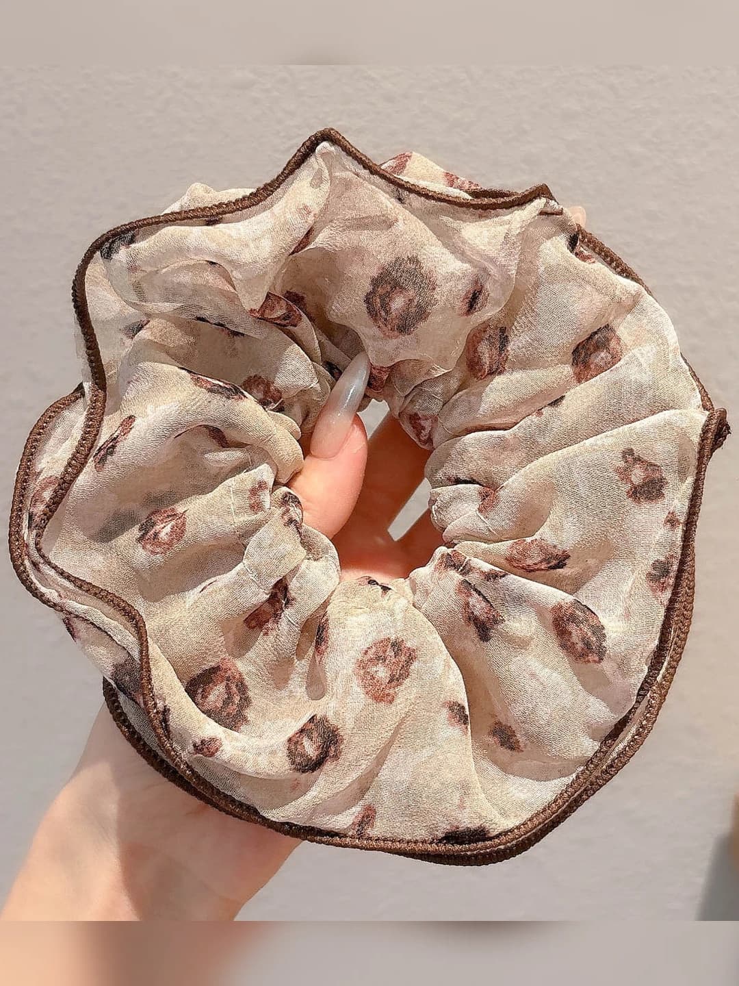 1# Coffee ruffle hair tie 15 cm