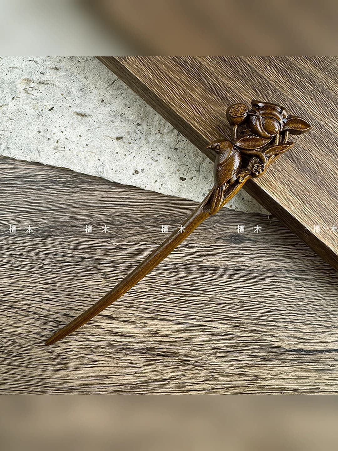 Oltin o'rik daraxti, lotus