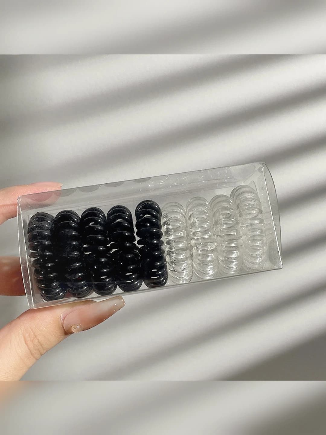 Black & white, 9 pcs, 9.5x4x4 cm
