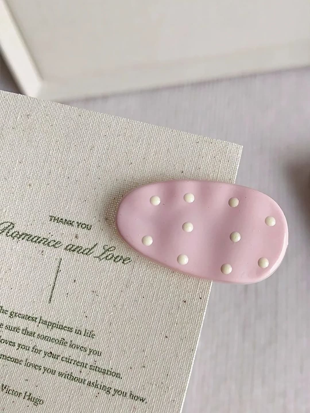 1# Pink small drop clip ~3 cm