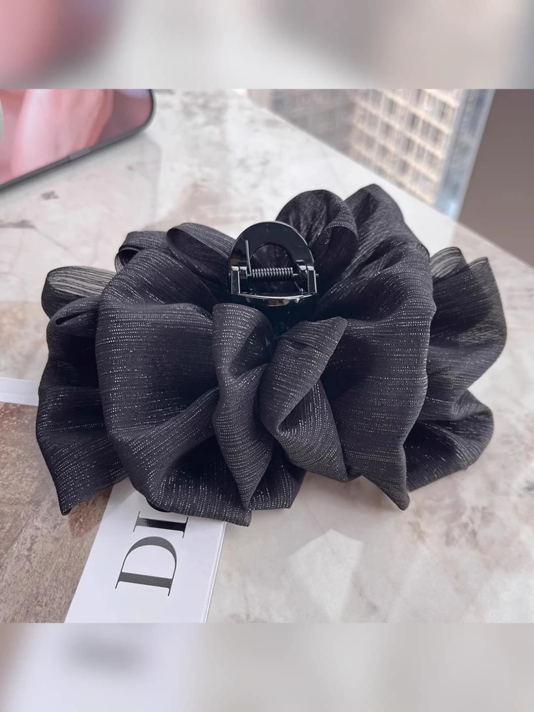 Black silver thread bubble