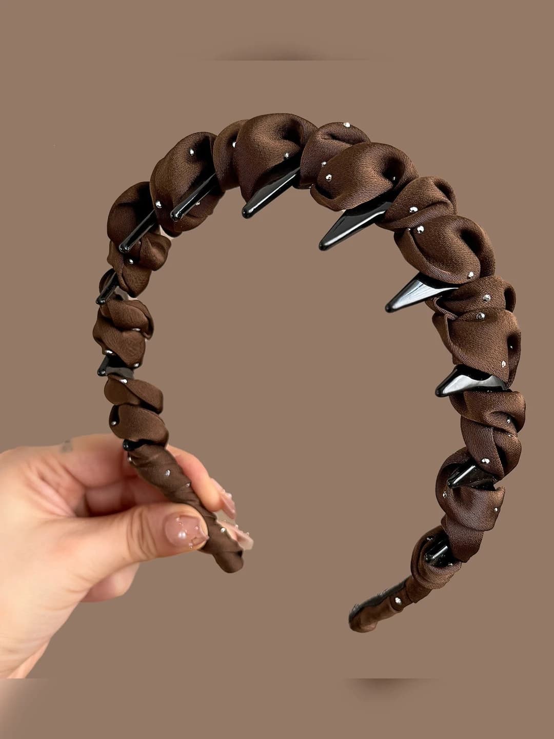 Miltilliq olmosli taq, jigarrang, 12 cm