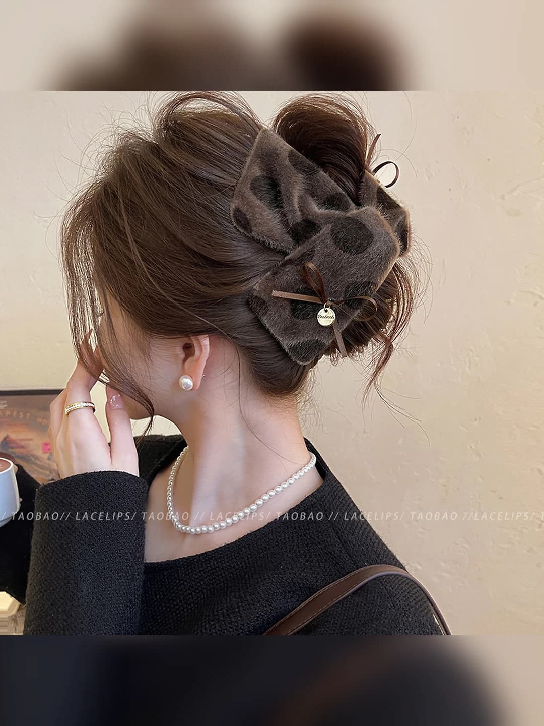 Mocha brown, polka dot, plush clip, 12.5 cm