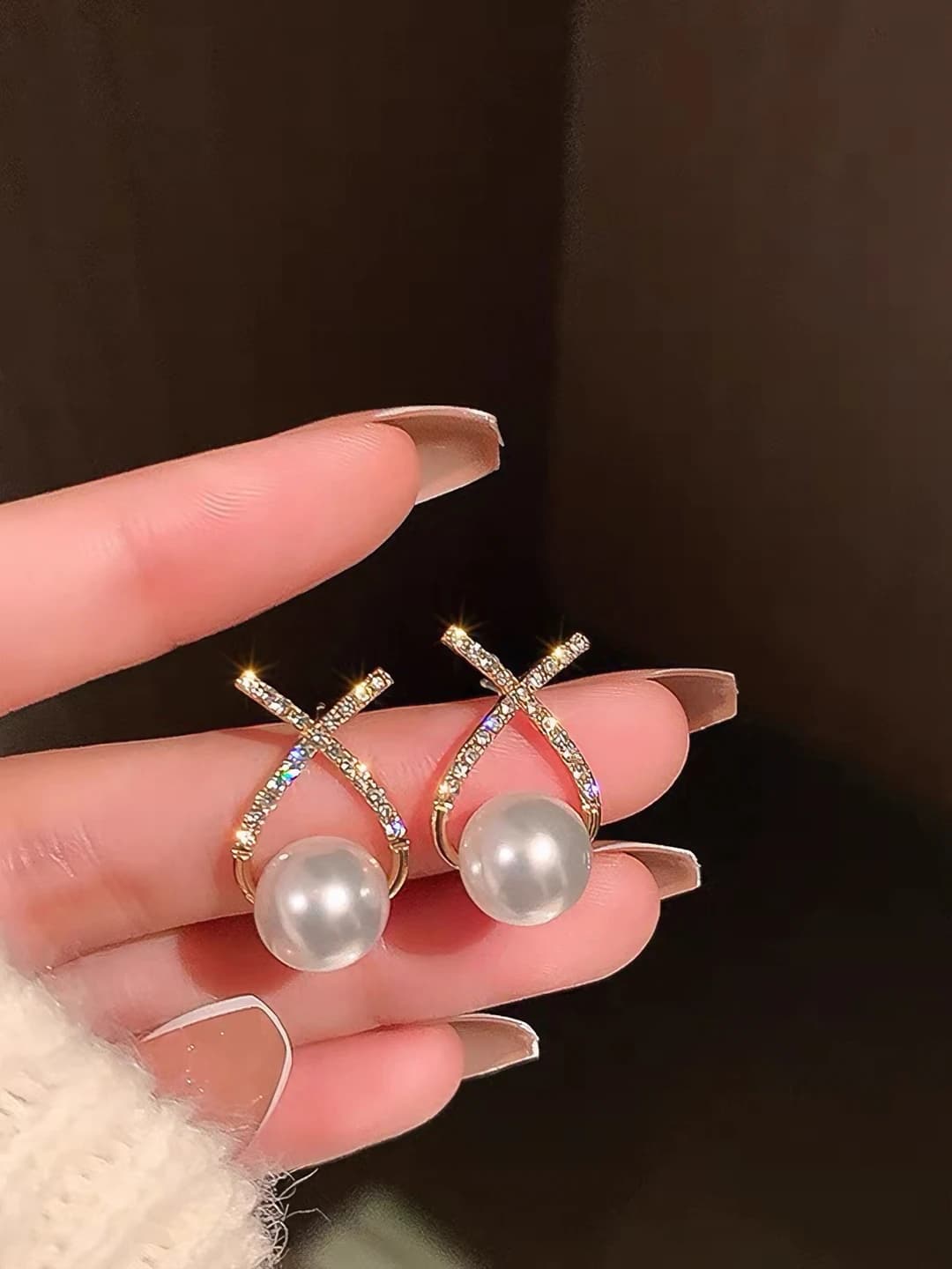 Crossed pearl - gold