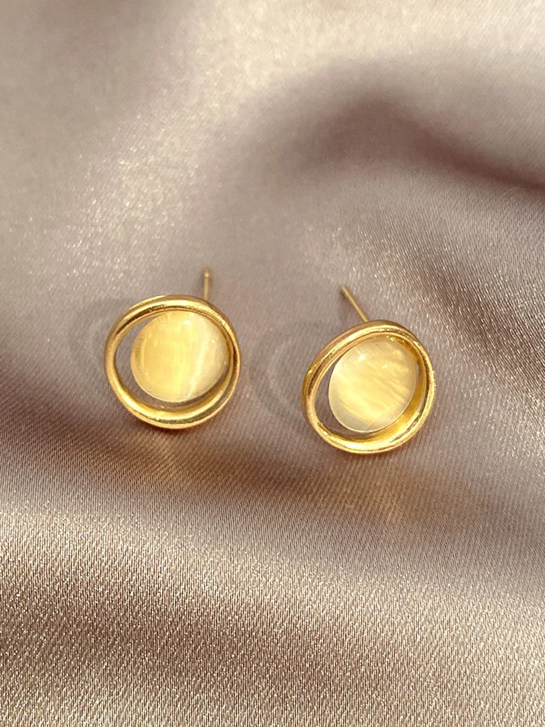 1# Cat's eye quloqcha - Kumush tayoqcha