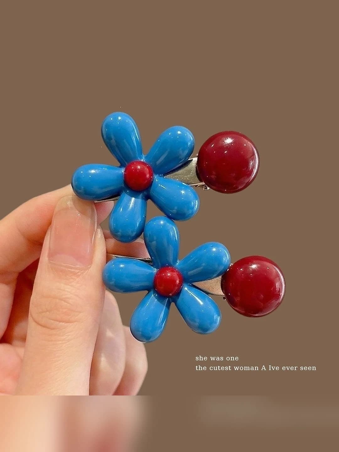 3# Bordo shar, ko'k gullar, 4.5 sm
