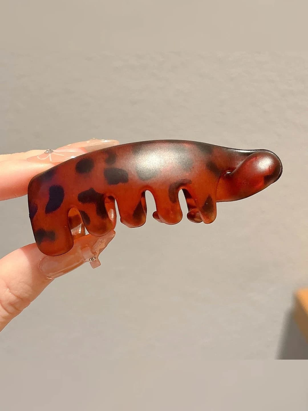 Matte red ~7 cm